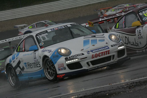 Der var til tider våd asfalt på Nürburgring